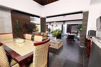 Tanjung Hotel 4*