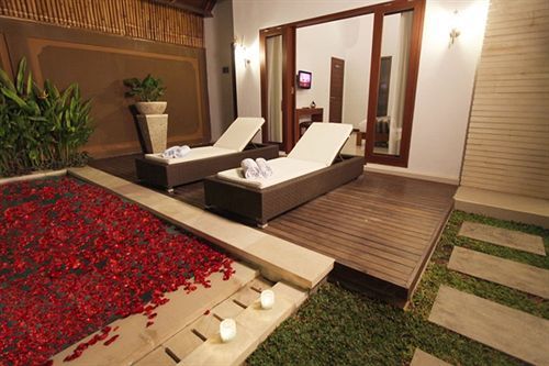 Tanjung Hotel